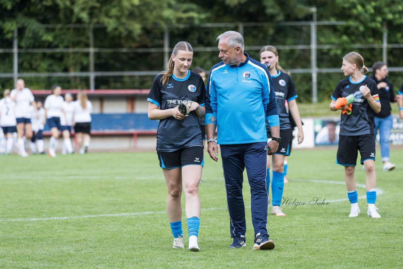Bild 69 - Loewinnen Cup